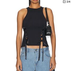 Never worn Lioness black tank